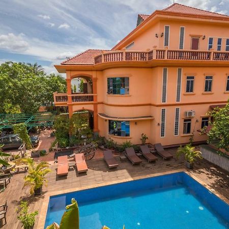 V&A Villa Siem Reap Exterior photo