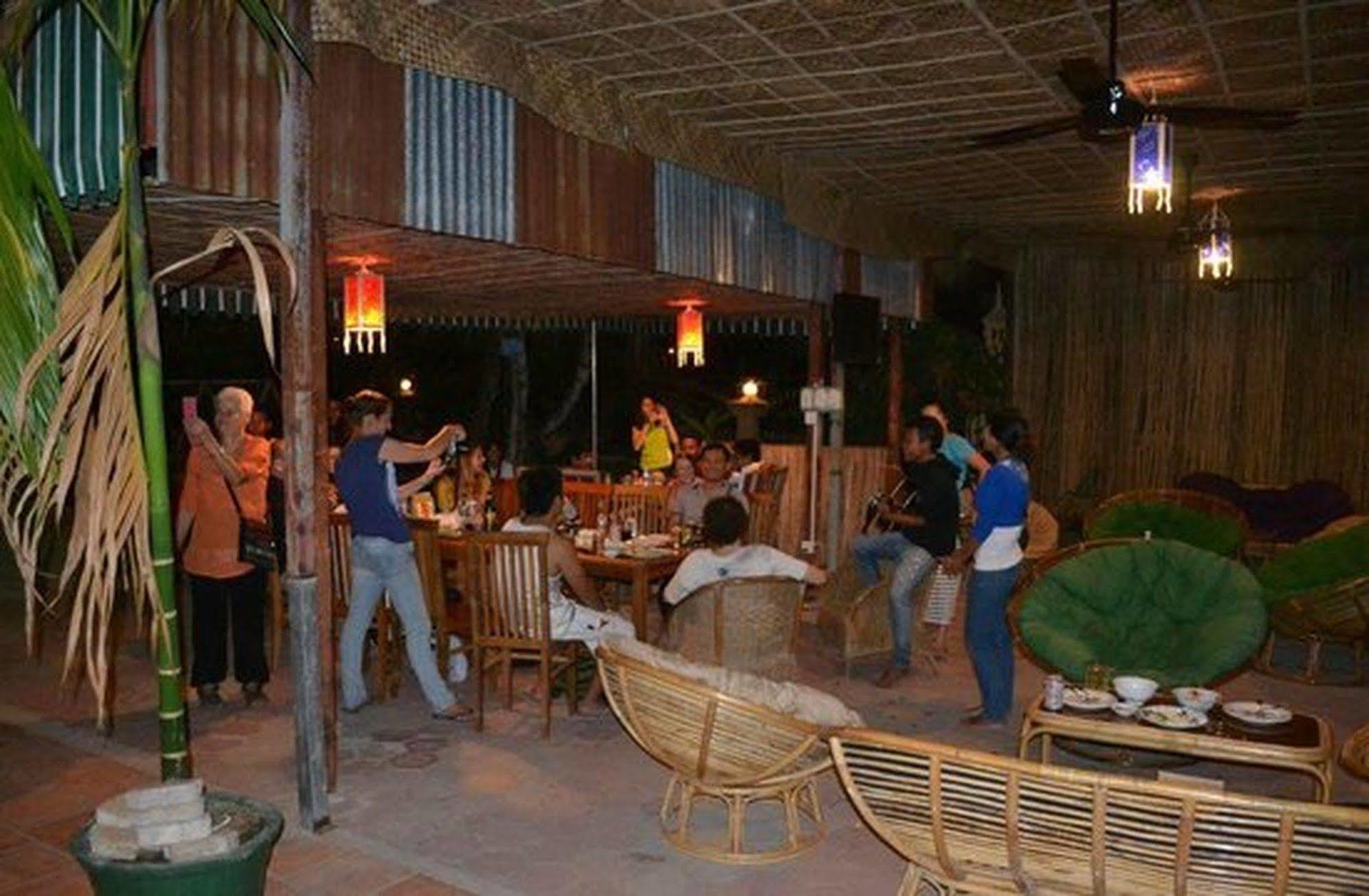 V&A Villa Siem Reap Exterior photo