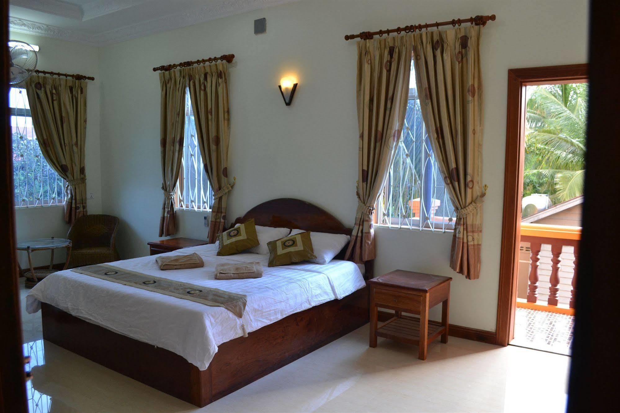 V&A Villa Siem Reap Exterior photo