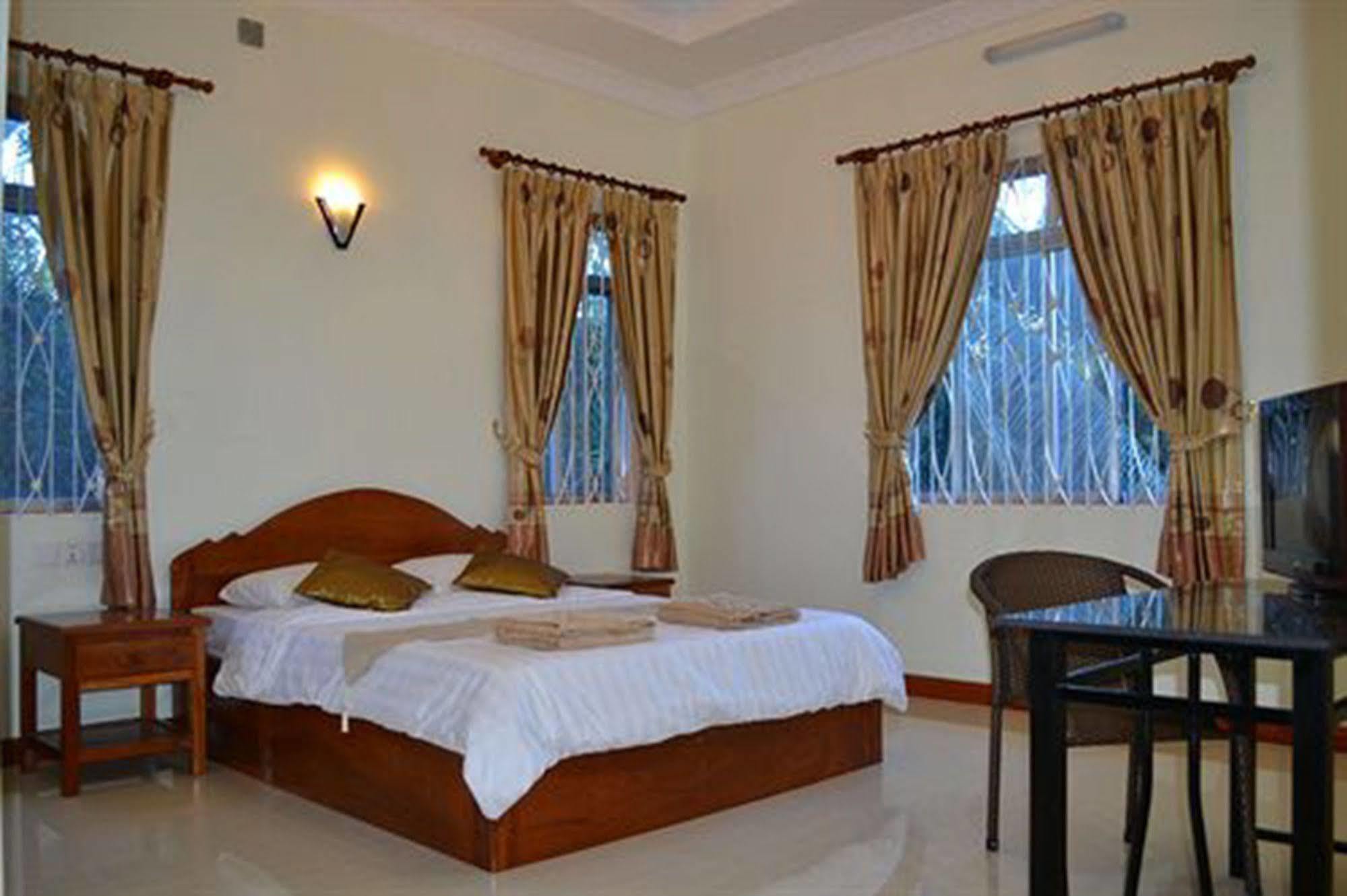 V&A Villa Siem Reap Exterior photo