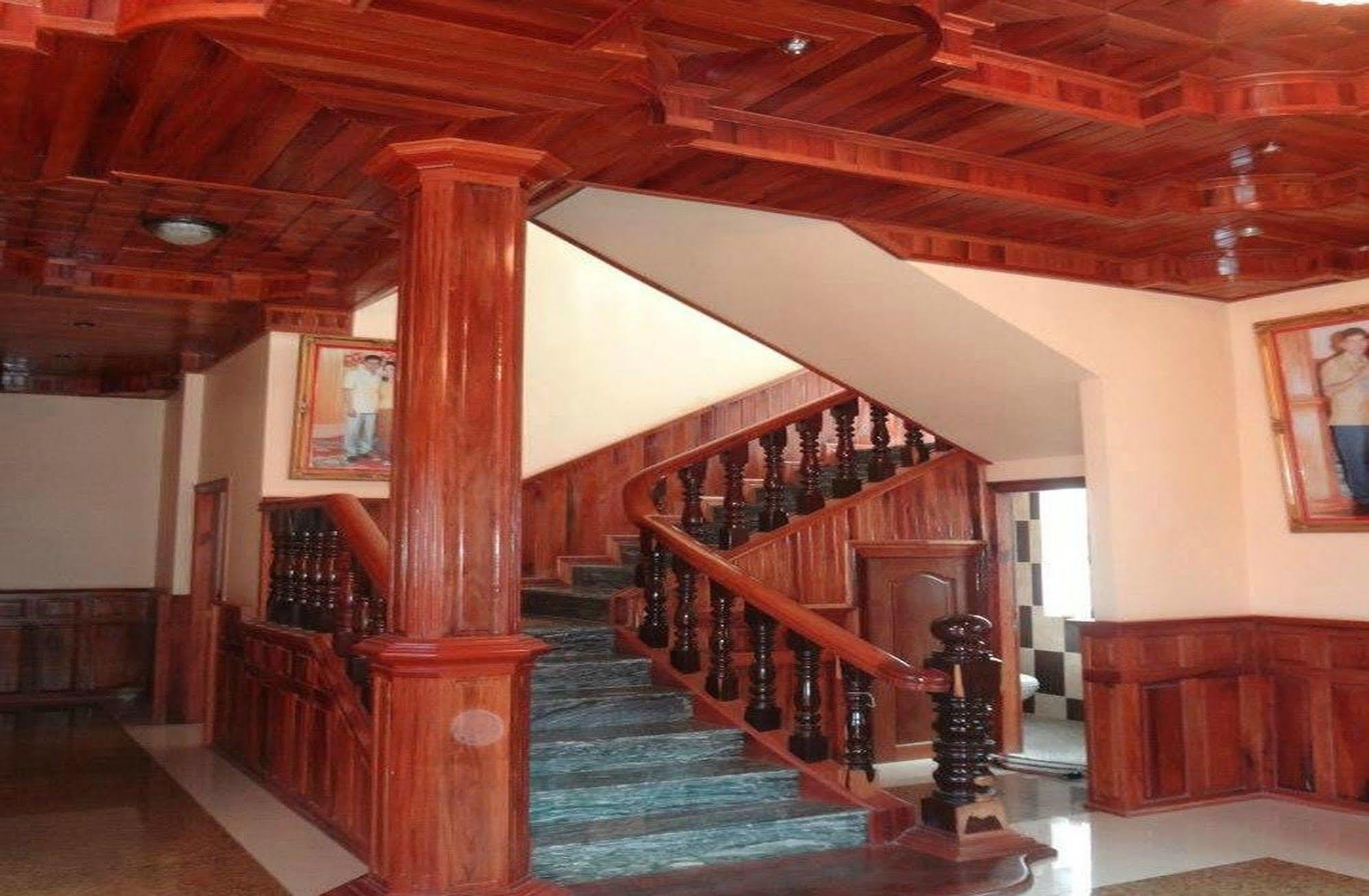 V&A Villa Siem Reap Exterior photo