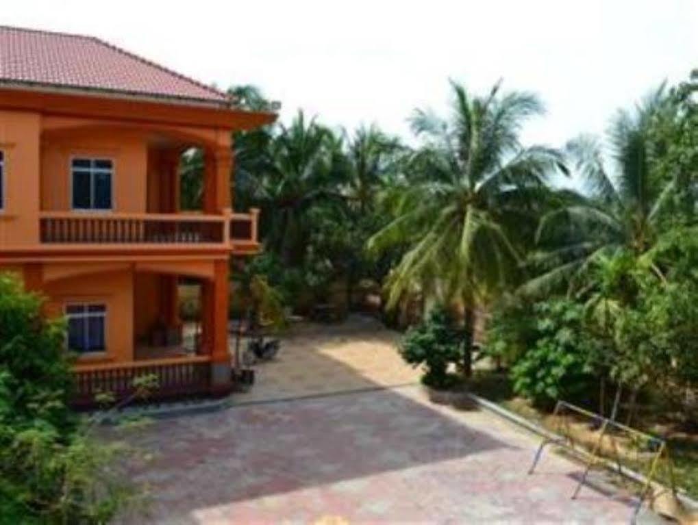V&A Villa Siem Reap Exterior photo