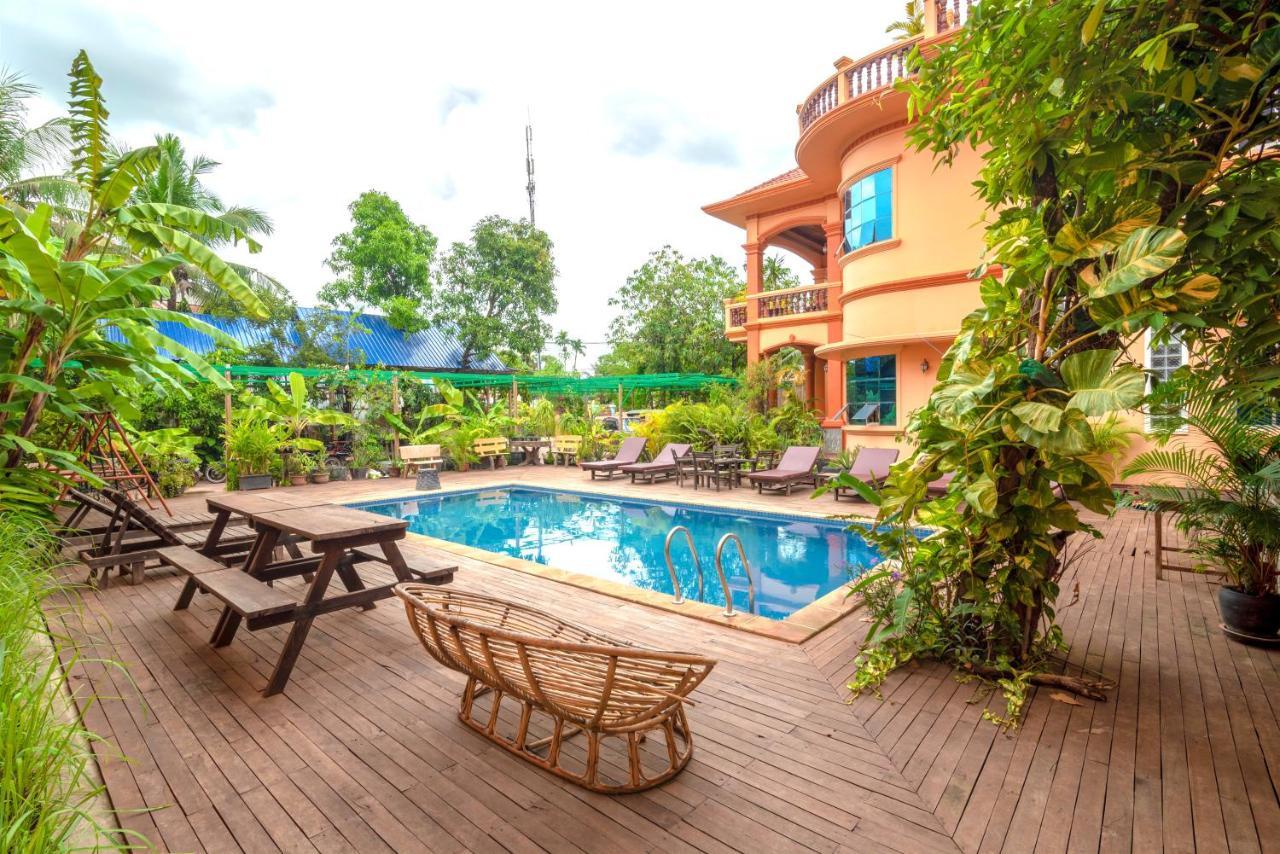 V&A Villa Siem Reap Exterior photo