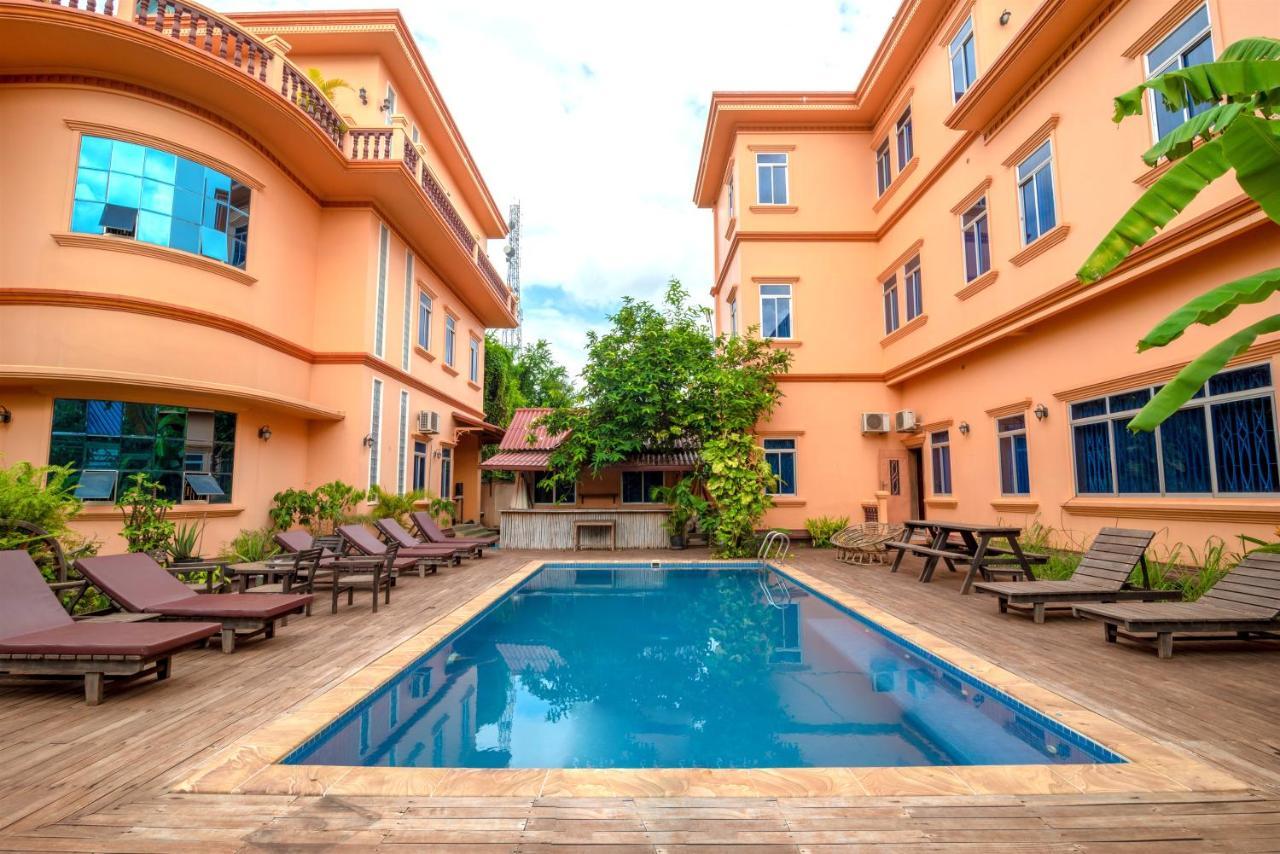 V&A Villa Siem Reap Exterior photo