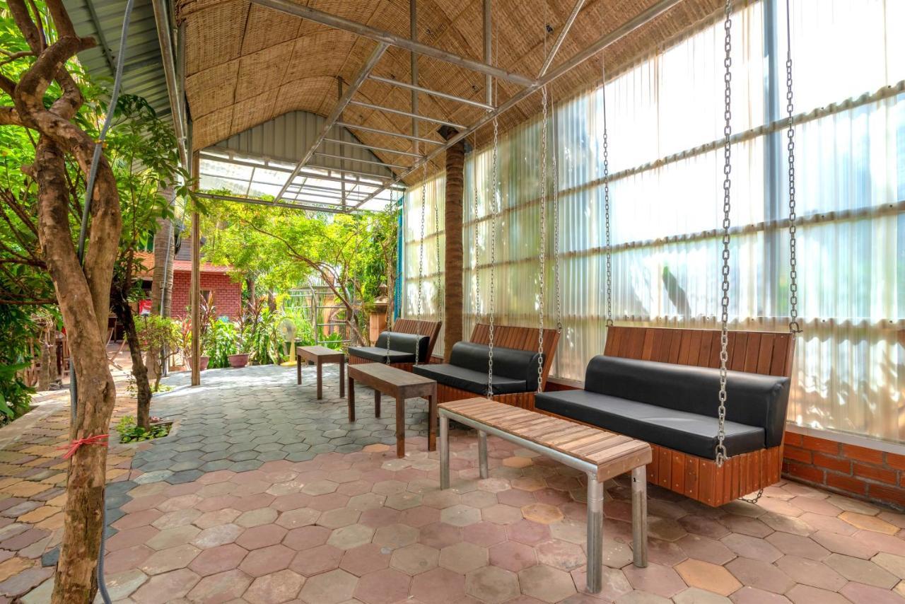 V&A Villa Siem Reap Exterior photo